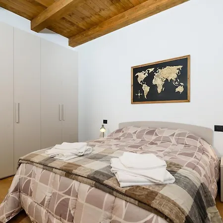 Lägenhet -osiglia Centro- Casa Con Vicino E Parcheggio Osiglia