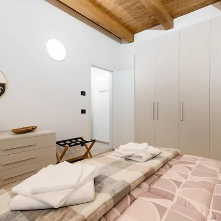 -osiglia Centro- Casa Con Vicino E Parcheggio *