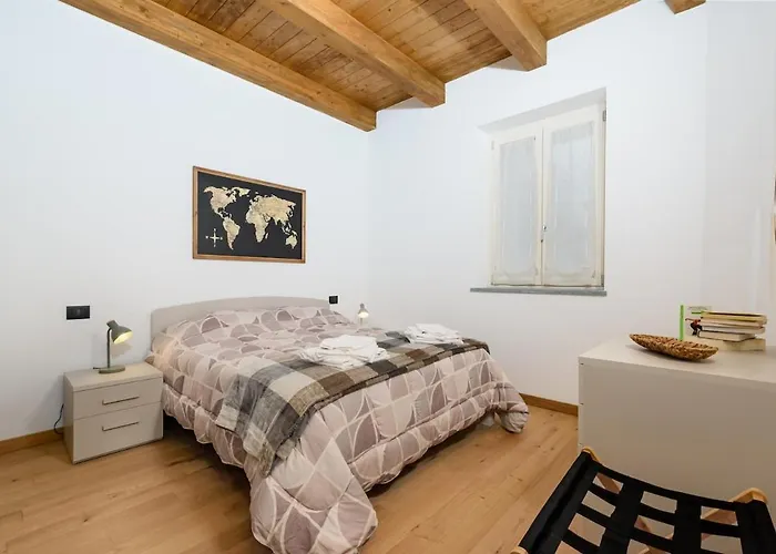 -osiglia Centro- Casa Con Vicino E Parcheggio * Osiglia